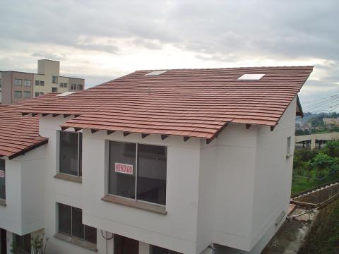 dsc06918.jpg Tejas de arcilla PLANAS