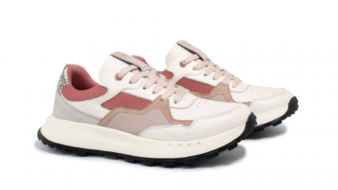 Sneakers Image