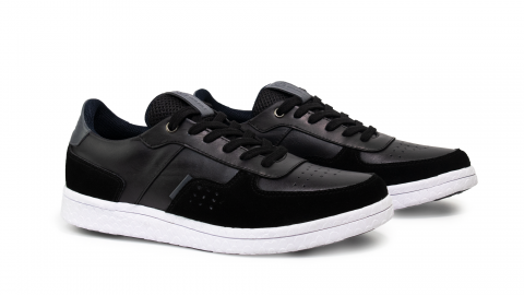 Sneakers Image