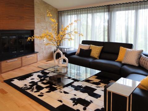 Cowhide patchwork rugs Image