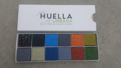 Modular tiles of different thicknesses and colors, made from rubber 100% from recycled tires (SBR) Image