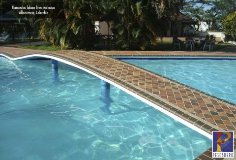 Breakwaters exclusive line Image