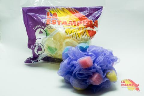 PLASTIC SCOURERS
