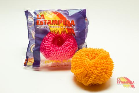 PLASTIC SCOURERS