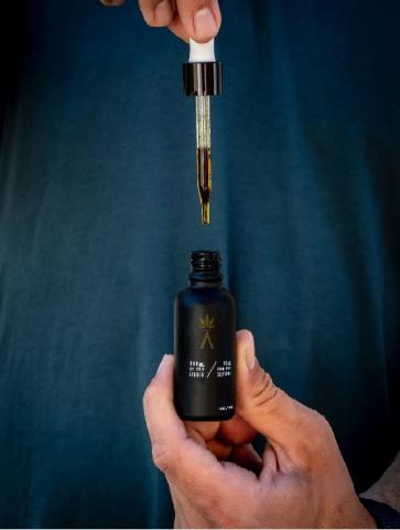 HEMP SEED OIL WITH 10% OF CBD FULL SPECTRUM Image