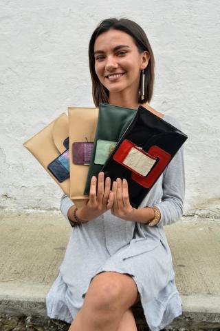 LEATHER AND SILK HANDBAG Image