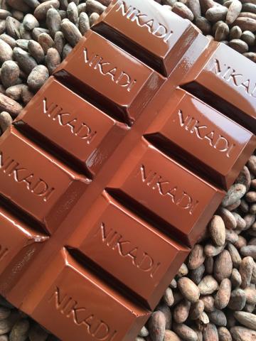 Chocolate couverture Image