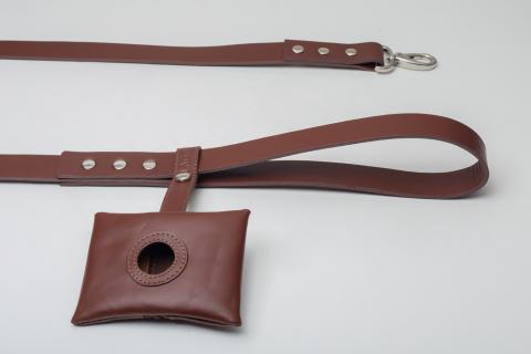 NUDE LEASHES Image
