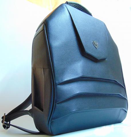 leather bags Image
