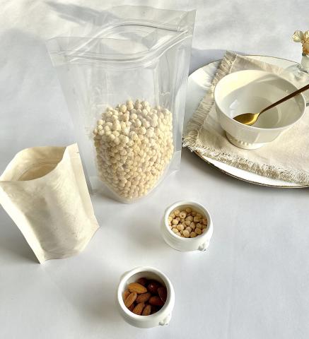 Packaging with zipper Image