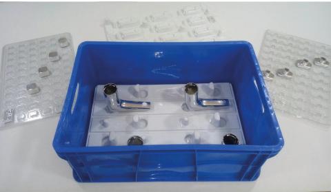 Trays for transport and protection of injected parts Image