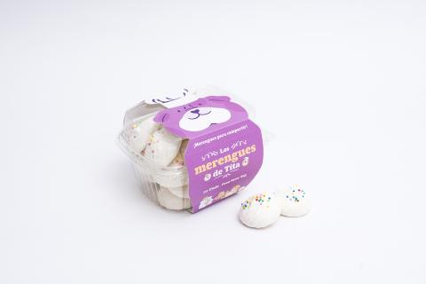 MERENGUES -SUSPIRO-TYPE OF DESSERT Image