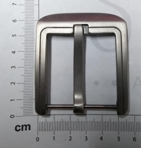 belt buckles step 40 Image