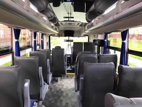 Dreamliner interuban minibus Image