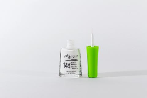 DECORATIVE NAIL POLISH x 11 ML Image