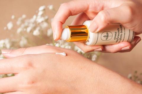 Reaffirming Cream with Tensing Effect Image