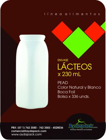 Plastic Containers and plastic tops for food Image