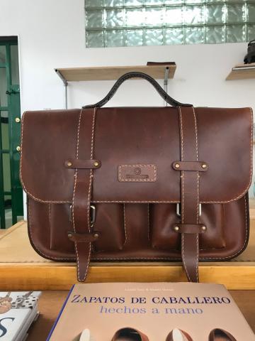 Messenger Bag Image