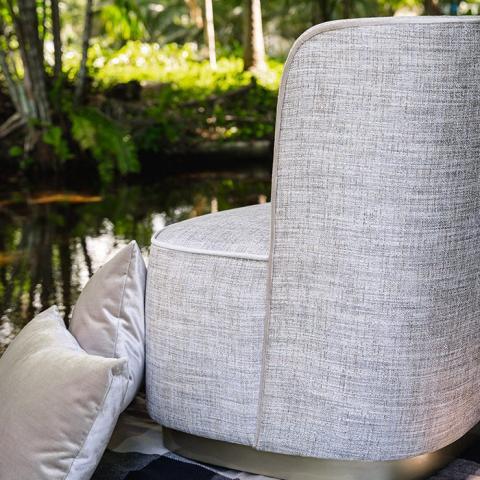 BE Lounge Chair Image