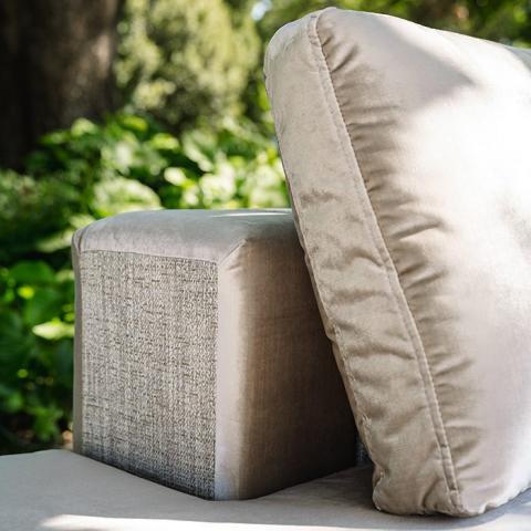 BE Modern Sofa Image