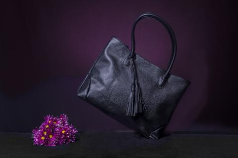 Black Handbag Image