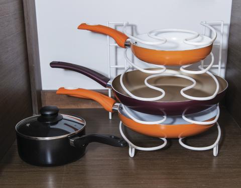 3840 Pans organizer Image