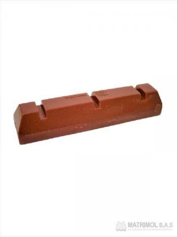 ELECTRICAL INSULATORS Image