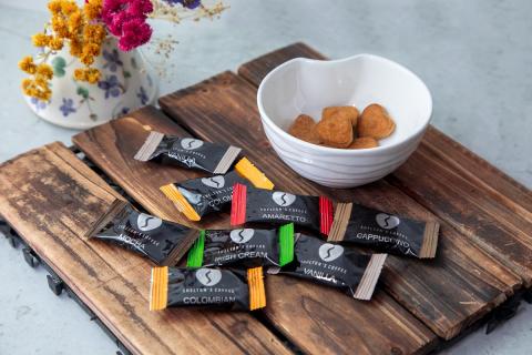Flavoured Coffee Hearts - Amaretto Flavour Image
