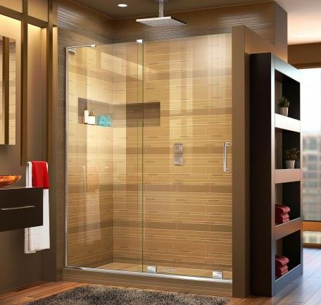 Frameless glass shower doors Image