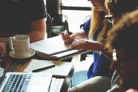 Consulting & Advisory and Services Image