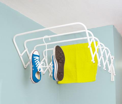 5044 Single expandable wallmounted drying rack Image