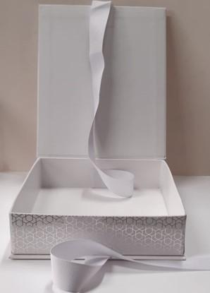 Rigid packaging: Book type Image