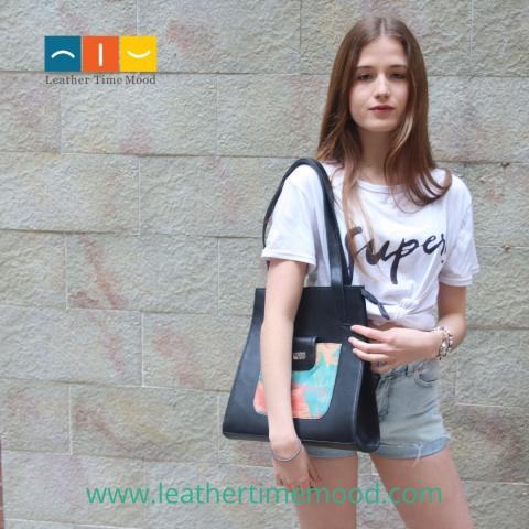 SHOULDER BAG VENICE Image