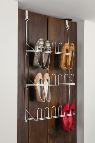 1804 9 Pair hanging shoe rack Image