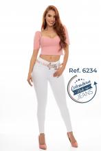 Colombian Women Jeans Image