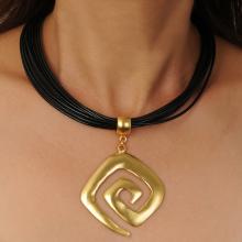 Leather necklace and Calima pendant CRTP086 Image
