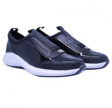 Black leather sneakers without lacing Image