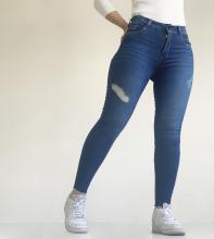 WOMEN'S CASUAL JEANS Image