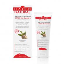 SUNSCREEN SPF60  (80g) With UVA and UVB Filters, Snail Slime and Green Tea Extracts, Aloe Vera and Vitamin E  � Image