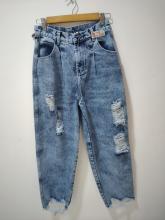 Baggy jeans for women Image