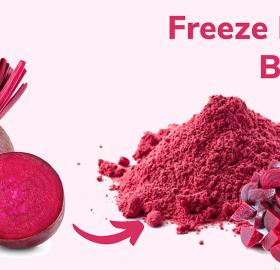 Freeze-dried beets in pieces and powder