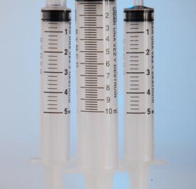  Hypodermic Syringes