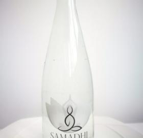 Samadhi agua mineral natural