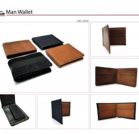 Leather Wallets in leather or canvas