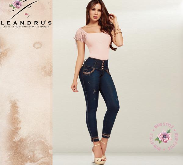 Lady Jeans Image