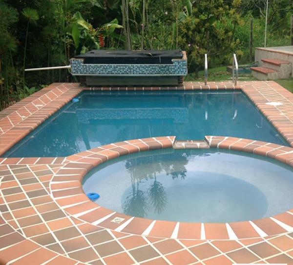 Breakwaters exclusive line Image