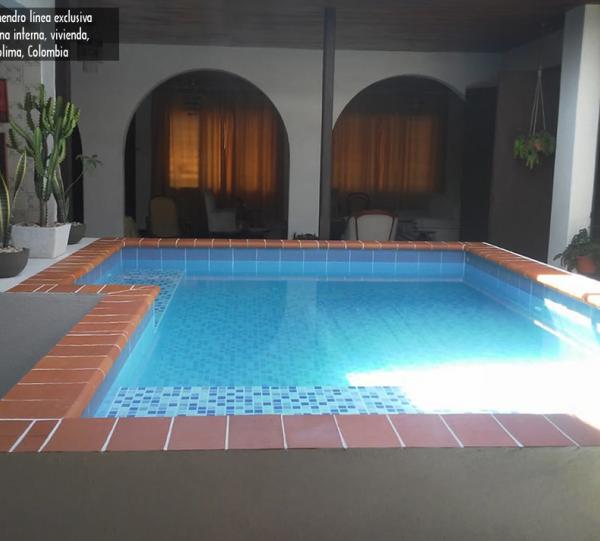 Breakwaters exclusive line Image