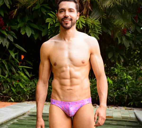 BATHROOM SHORTS Image