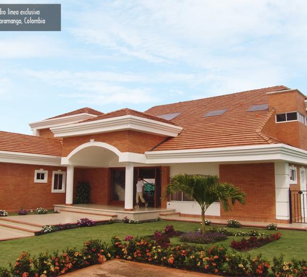 Clay roof tiles exclusiva line Image