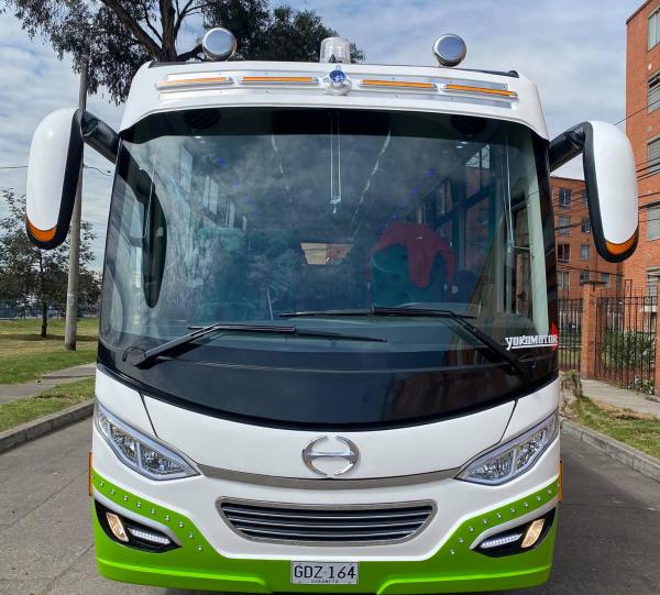 Dreamliner interurban bus Image